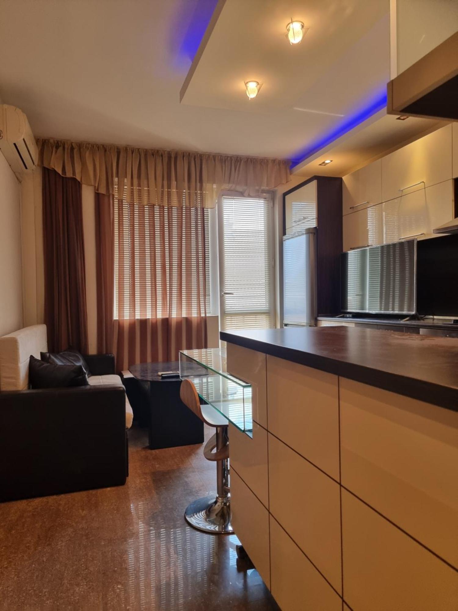 Апартамент Ломбарди Varna Exterior foto
